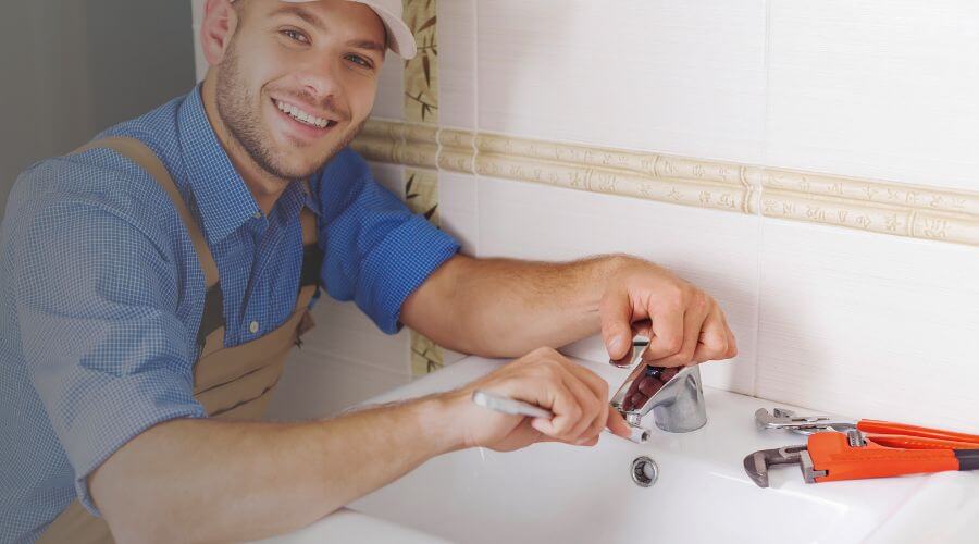 Handle or spout repair in Custar, OH